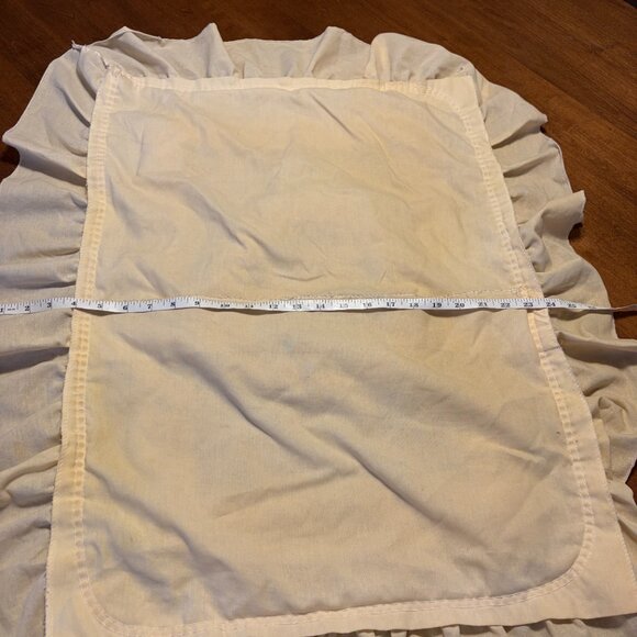 Vintage pillowcase cottagecore embroidered heart cream ruffle rosette - Picture 10 of 12